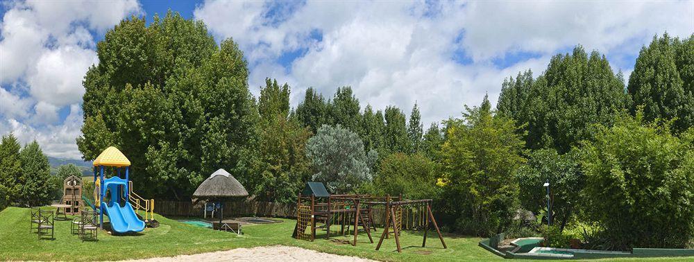 Drakensberg Champagne Sports Resort מראה חיצוני תמונה